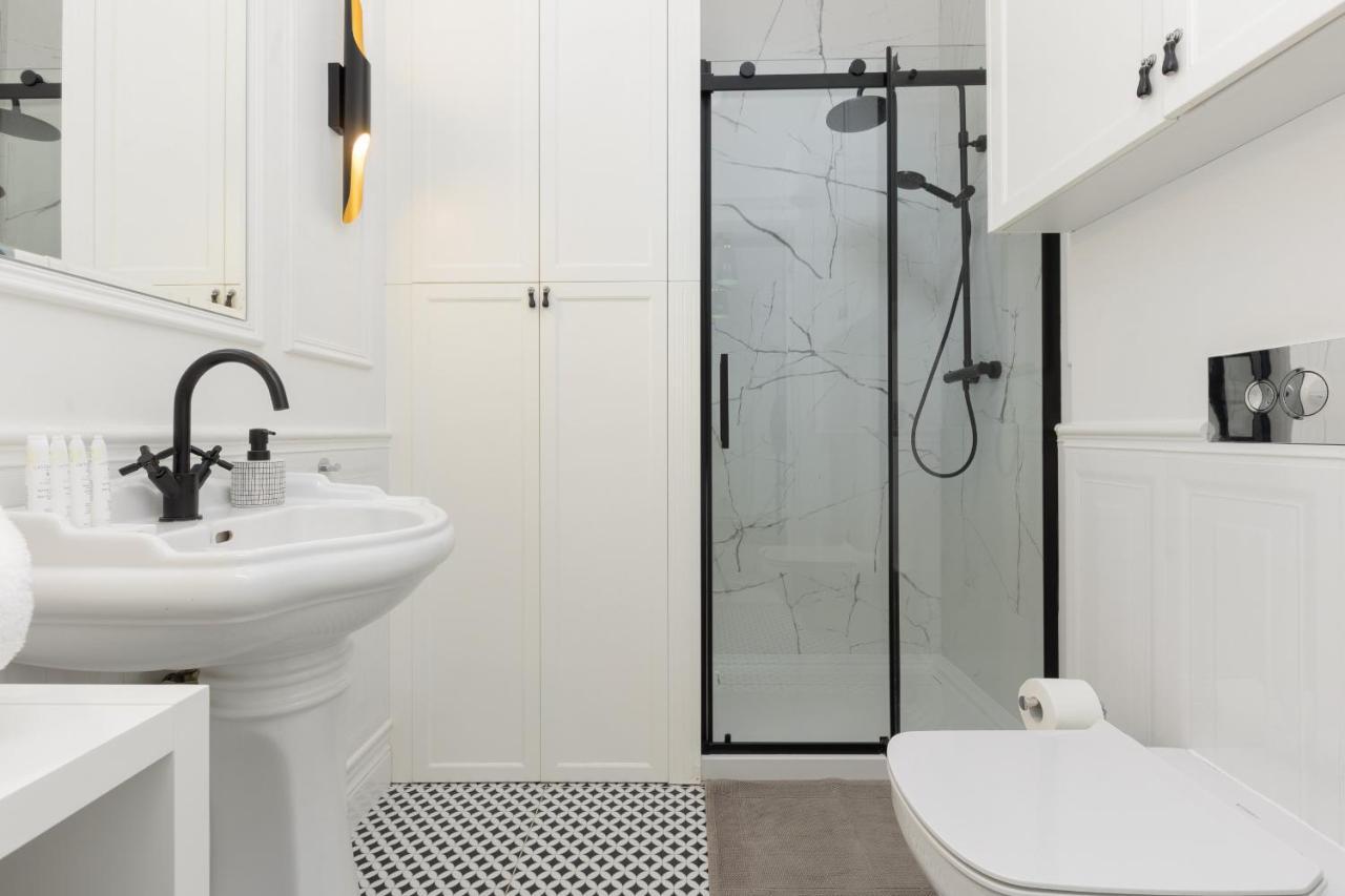 קרקוב Apartment Strzelecka Old Town Cracow By Renters Prestige מראה חיצוני תמונה